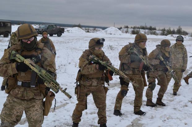 Український спецназ тренують у Хмельницькому. Фото:прес-центр АТО