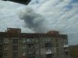 Щось відбувається поблизу Опитного та ДАП: Донецьк чує потужні вибухи, в мережі говорять про артилерію та 