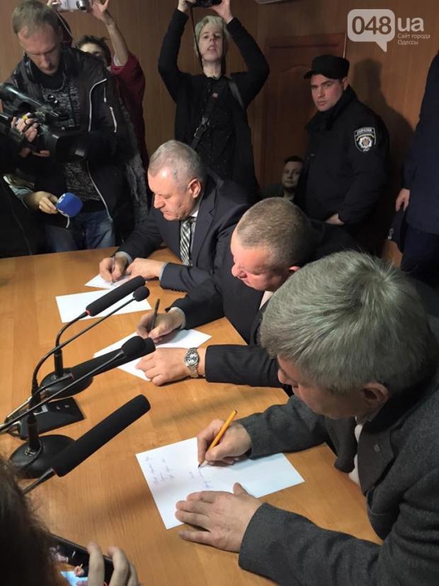Судді написали заяви про звільнення. Фото:http://www.048.ua/