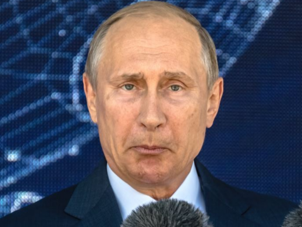 Путін приїхав на запуск енергомоста в Крим особисто, однак зробити це не вдалося. Ілюстрація:ua.krymr.com