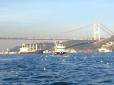Туреччина діє рішуче: Російським кораблям у Босфорі геть не солодко
