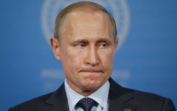Володимир Путін передчуває проблеми. Фото: lifedon.com.ua.