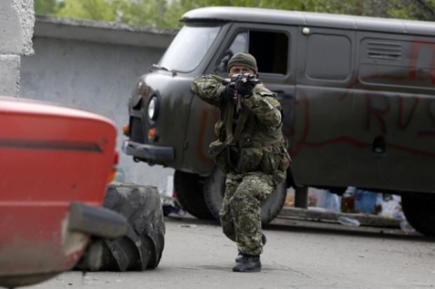 Російський бойовик у Макіївці. Фото: visti.pro.