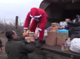 Трохи розради для захисників України: Вояків АТО відвідав Санта Клаус (відео)