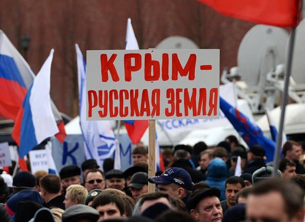 Кримчани, коли голосували, не дуже розумілися на російських звичаях. Фото: соцмережі.