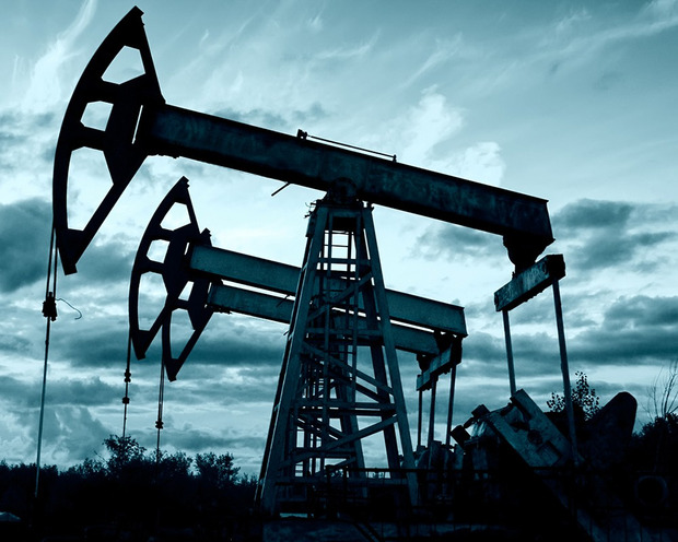 На замітку Москві: Саудівська Аравія всупереч ринковим тенденціям різко знизила ціни на нафту для Європи
