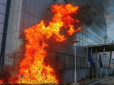 У Косово демонстранти підпалили будівлю парламенту (фото)