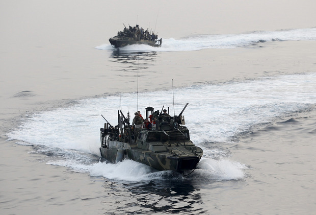 Іран розповів про долю екіпажів з затриманих кораблів ВМС США