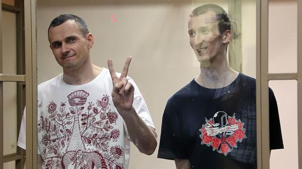 Олег Сенцов та Олександр Кольченко. Фото: www.newsfiber.com.