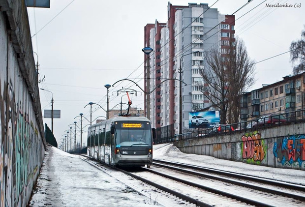 Києвом почали курсувати львівські трамваї: фотофакт