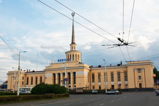 Смачного, панове: залізничний вокзал в РФ запровадив 7-годинну обідню перерву