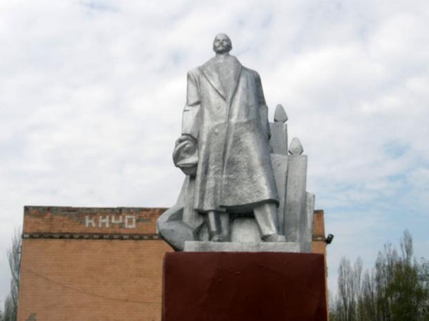 Ленін-мікроцефал в Українську, 2010 рік. Знімок Дениса Казанського