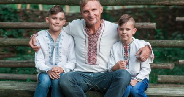 Олег Скрипка з синами. Фото: Віва!