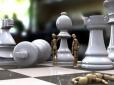 Політичні шахи: Чому Порошенко втрачає сильні фігури у владі, - експерт