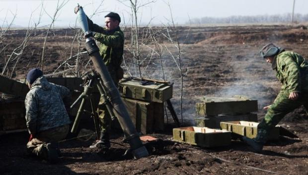 Терористи стріляють з мінометів по всій лінії зіткнення. Ілюстрація:www.ukrinform.ua