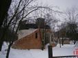 Залишившись сам у скруті з малою донькою, українець не опустив руки: збудував будинок, який майже не споживає комунального тепла