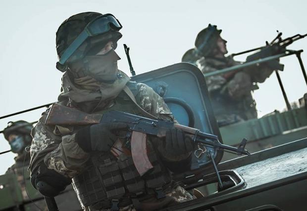 Фото с Facebook Цви Ариели и Бригады легкой пехоты Национальной гвардии Украины