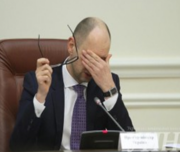 Відставки уряду Яценюка сьогодні не відбулося. Ілюстрація:novynarnia.com