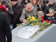 Інцидент в Одесі: Під час відкриття пам’ятника Небесній Сотні сталася сутичка (відео)