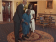 Вік - це не вирок: Мережу підірвало відео, як 106-літня бабуся з Обамою танцювала