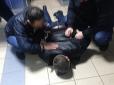 В'язниця за ним плаче:  У Києві спіймали арбітражного керуючого з мільйонним хабарем (фото)