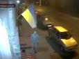 Щоб знав своє місце: У Одесі моментально розправилися із сепаратистом, який зірвав прапор України (відео)