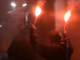 У Києві вночі напали на посольство РФ, охорона відкрила вогонь (відео)