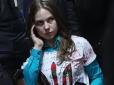 Наді не допоможе: Віра Савченко закликала активістів не громити посольства РФ