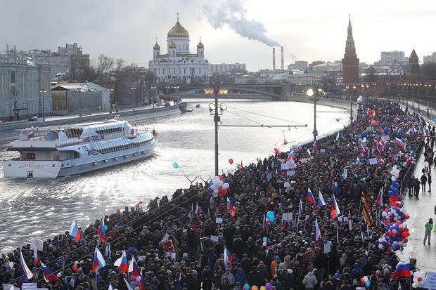 Святкування окупації Криму у Москві. Фото: ТАСС