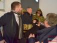 Масова бійка у міськраді Броварів: депутатський секретар зібрання рятувався через вікно другого поверху (фото, відео)
