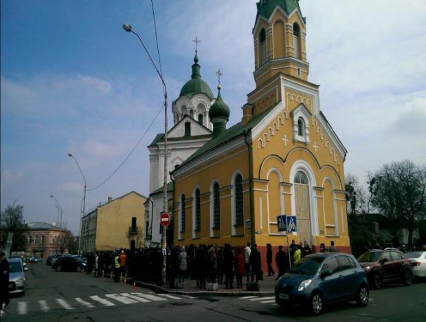 Сьогодні відбувається церемонія поховання георгія Гонгадзе. Фото:http://www.pravda.com.ua/