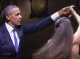 У присутності дружини: Обаму змусили танцювати танго в Аргентині (відео)
