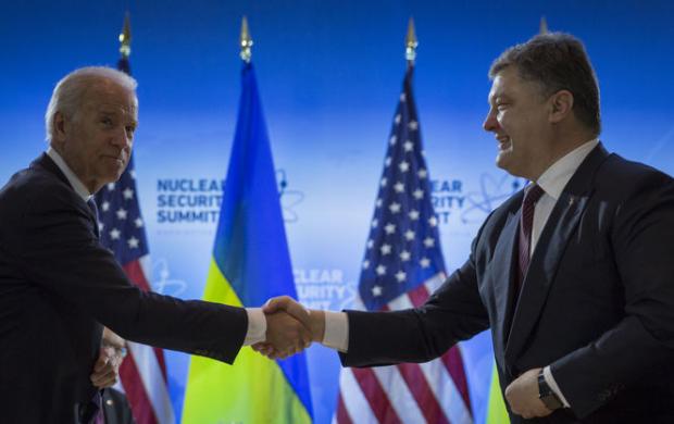 Порошенко і Байден. Фото: прес-служба президента України