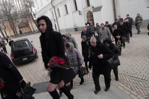 Церемонія прощання з адвокатом Грабовським. Фото:http://www.hromadske.tv/