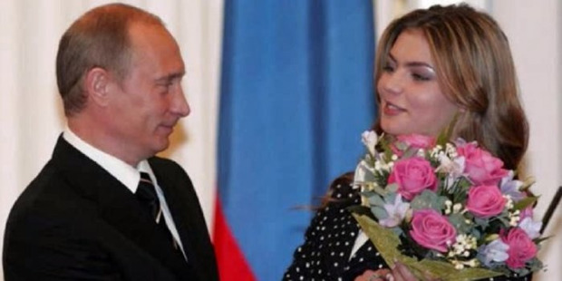 Вона життям задоволена: Путін пообіцяв росіянам представити свою пасію (відео)