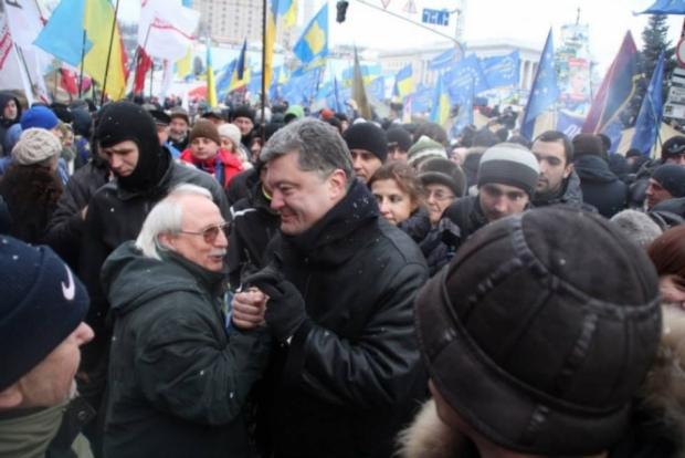 Петро Порошенко на Майдані. Фото: 24daily.net.