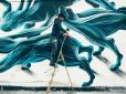 Зародження нового життя: Португальський художник створив приголомшливий мурал в Чорнобилі (фото)