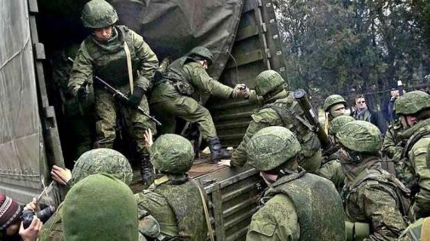 Російські військові на Донбасі. Фото: uapress.info.