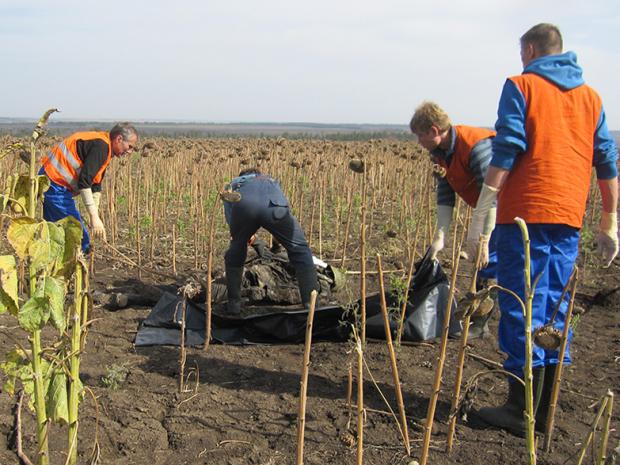 Волонтери "Чорний тюльпан". Фото: profile.ru.