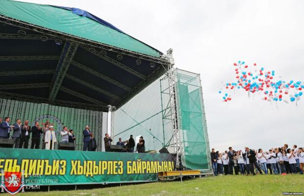 Святкування Хидирлез у Криму провалилося. Ілюстрація:ua.krymr.com