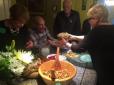 Українці можуть тільки позаздрити: Типова вечеря пенсіонерів. Американських, - блогер