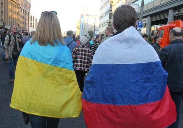 Росіяни та українці - різні. Фото: kumovya.com.