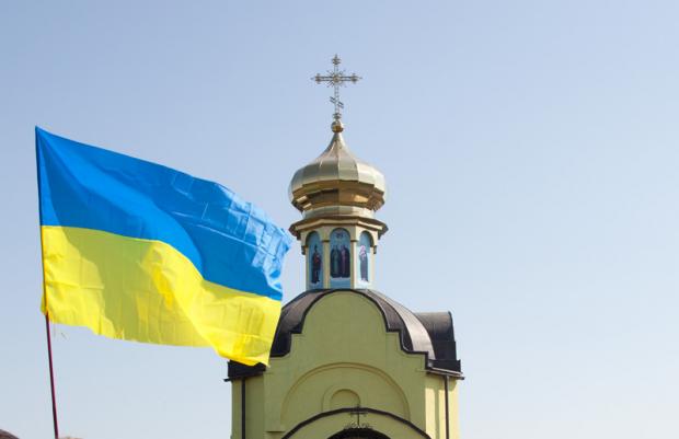 Церквам ніщо не заважає стати більш патріотичними. Фото: molbuk.ua.