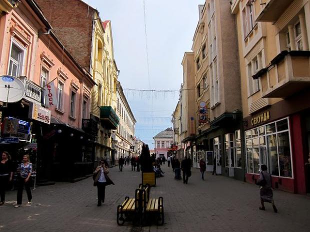 Площа Корзо в Ужгороді. Фото: otdyhaem.com.ua.