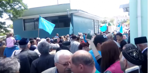 Мітинг-реквієм кримських татар. Фото: скріншот з відео.