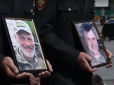 Проводжали на колінах: На Майдані Незалежності попрощалися з двома загиблими в АТО добровольцями (відео)