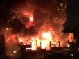 Велика пожежа в Докучаєвську: Росіяни скаржаться, що українці знищили їх позиції в окупованому місті Донбасу