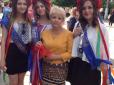 Бо Крим - це Україна: В окупованому Сімферополі випускники прийшли на свято 