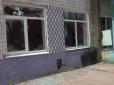 Не зважають навіть на дітей: На Донеччині бойовики обстріляли дитячий садок (фото)
