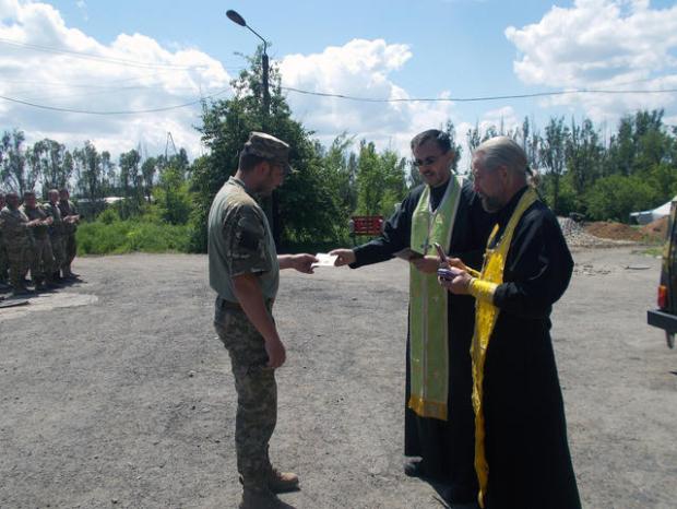 Військові отримали нагороди від патріарха Філарета. Фото: Прес-служба Міноборони.